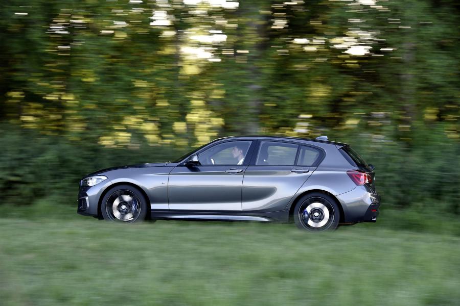  BMW M140i 5-Door 2016 года  (WW) (фото 26 из 53)